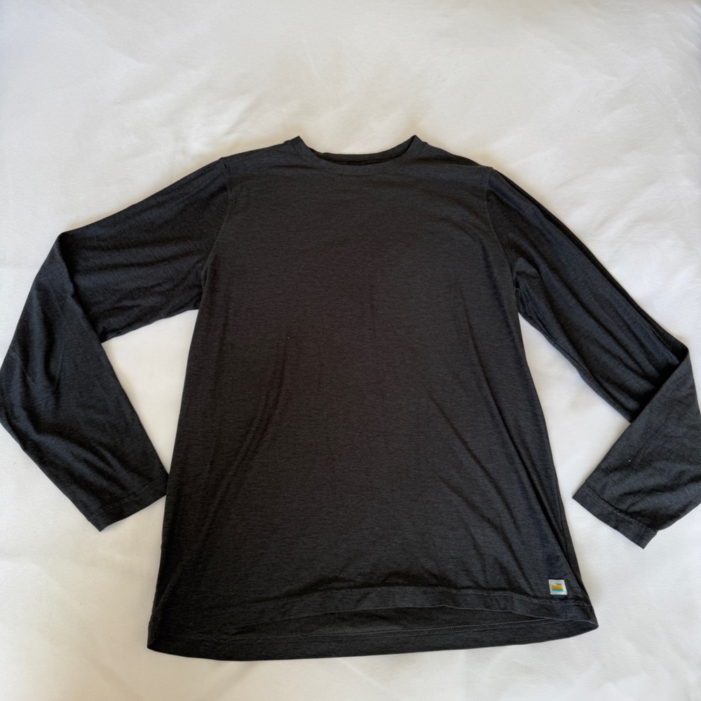 Vuori Strato Tech Long Sleeve Tee